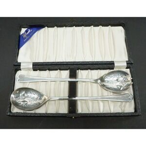 Vintage Silver Plate Raimond Sheffield Embossed‎ Berry or Salad Spoon Set in Box